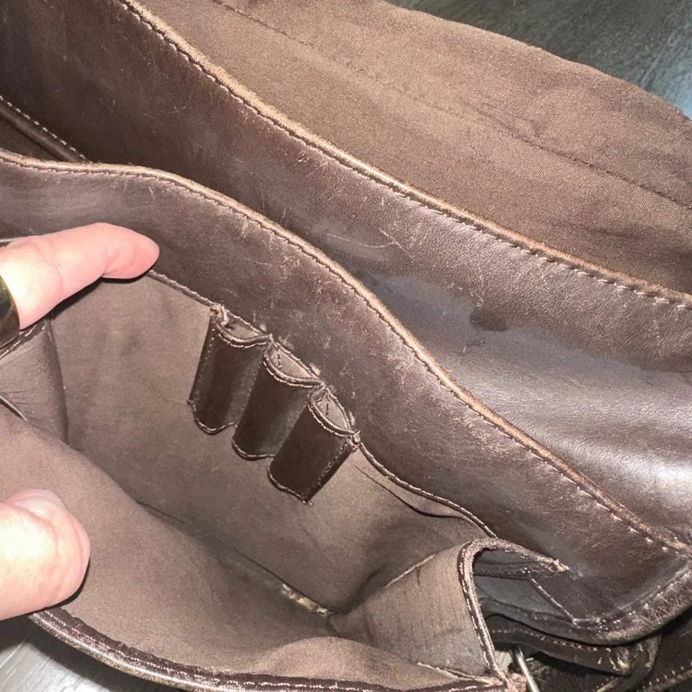 Vintage Heritage Dark Brown Distressed Leather Laptop Briefcase Messenger Bag